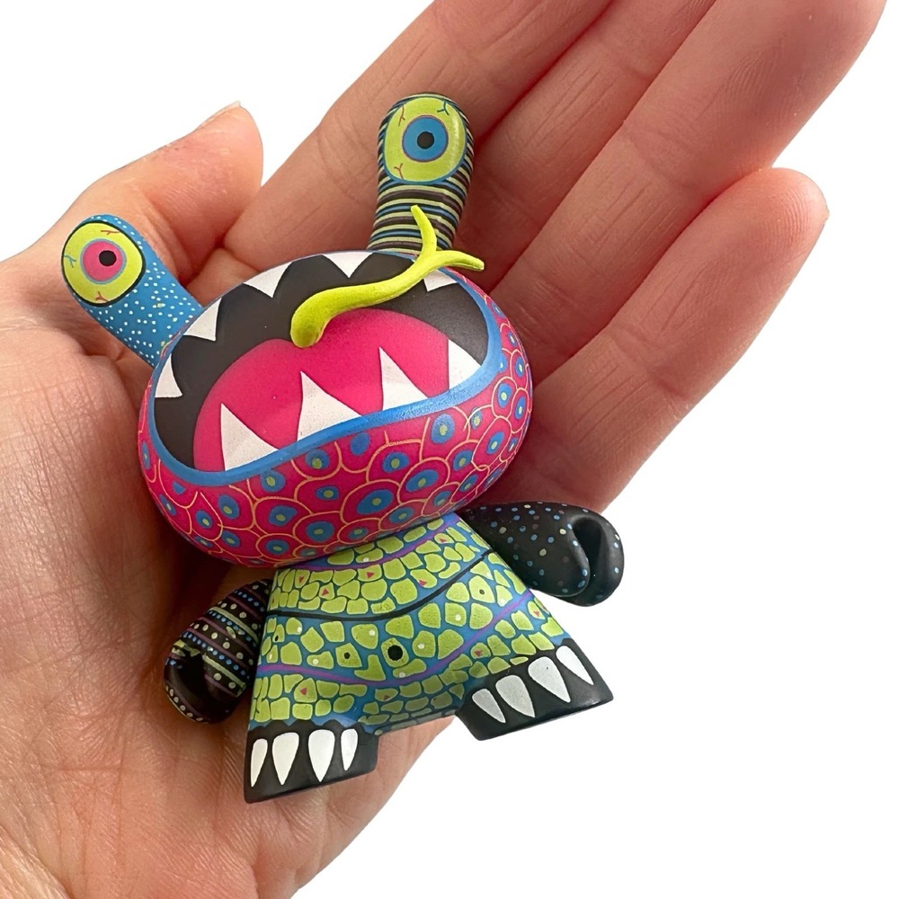 Kidrobot Dunny Azteca II Necuc 3" Lizard Vinyl Art Figure Designer Toy 2011 - Picture 15 of 16